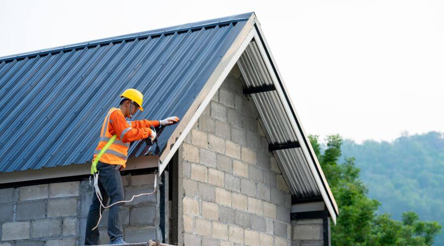 Professional New roof installation in Foster, KY
